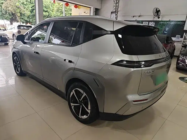 GAC Aion Y — Фото автомобиля 4