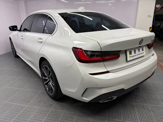 BMW 3 Series — Фото автомобиля 16