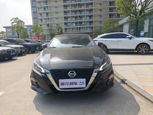 Nissan Teana — Фото автомобиля 2