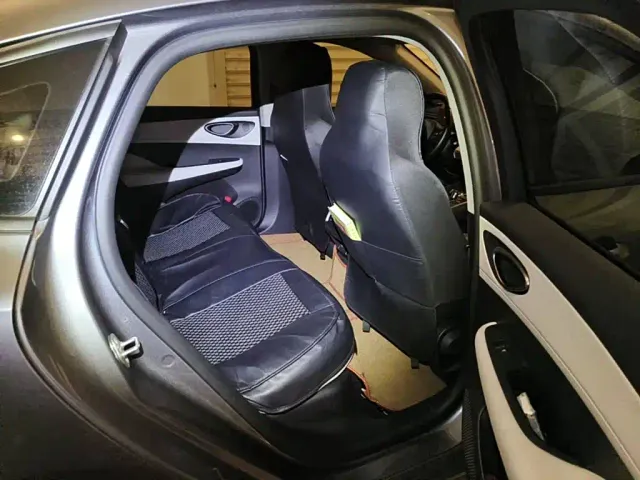BYD Seal 05 DM-i — Фото автомобиля 11