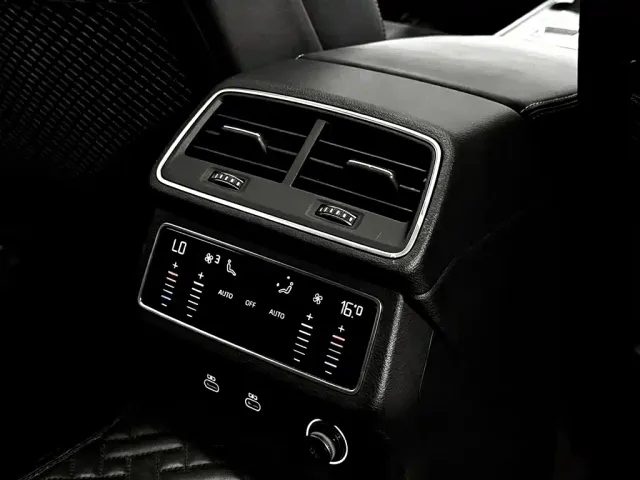 Audi A6L — Фото автомобиля 11