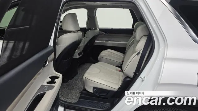 Hyundai Palisade — Фото автомобиля 16