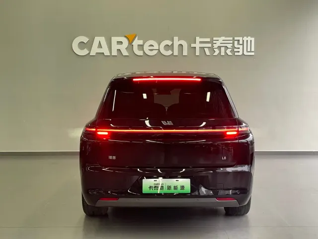 Li Auto L8 — Фото автомобиля 5