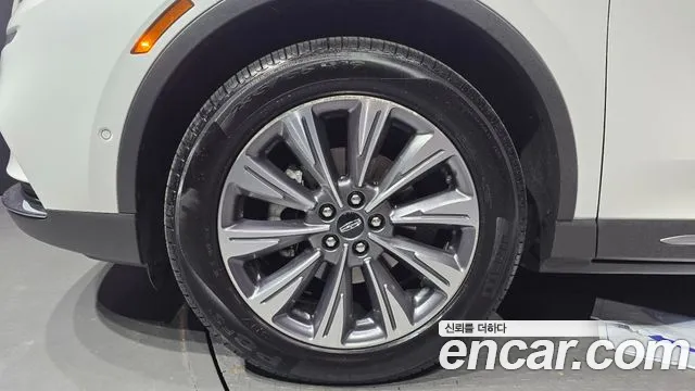 Lincoln Corsair Corsair 2.0 Reserve AWD — Фото автомобиля 5