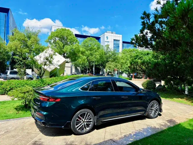 Geely Xingrui — Фото автомобиля 4