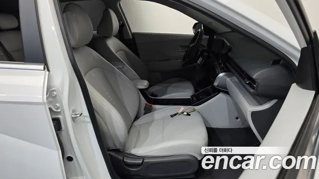 Hyundai Kona — Фото автомобиля 16