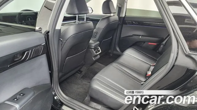 Hyundai Grandeur Grandeur (GN7) 3.5 Бензин 2WD — Фото автомобиля 26