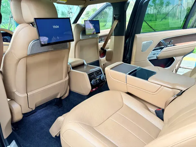 Land Rover Range Rover — Фото автомобиля 14
