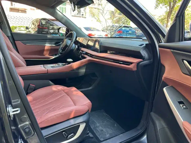 Changan CS75 Plus — Фото автомобиля 11
