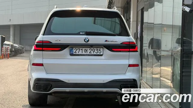 BMW X7 M60i xDrive M Sport 6 мест — Фото автомобиля 4