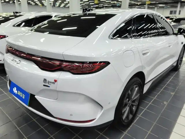 BYD Qin L — Фото автомобиля 3