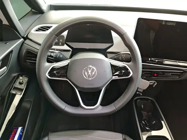 Volkswagen ID.3 — Фото автомобиля 10