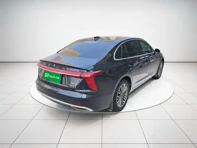 Hongqi H5 — Фото автомобиля 4