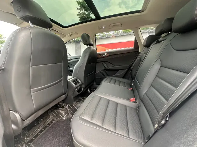 Volkswagen Tharu — Фото автомобиля 6