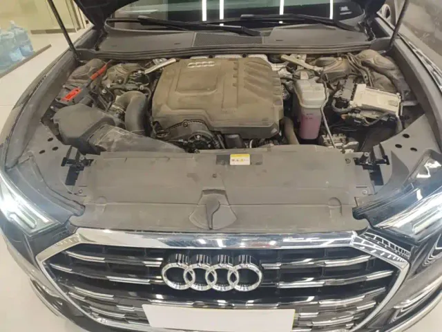 Audi A6L — Фото автомобиля 19