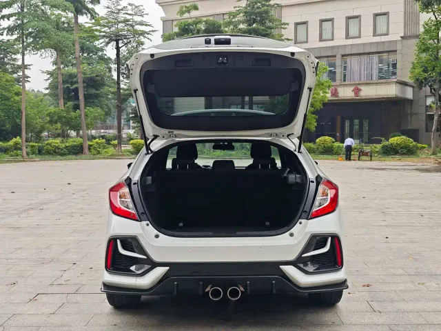 Honda Civic — Фото автомобиля 23