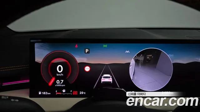 Genesis GV70 — Фото автомобиля 11