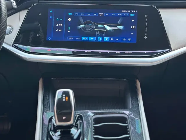 Dongfeng Yixuan MAX — Фото автомобиля 19