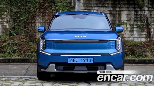 Kia EV9 — Фото автомобиля 4