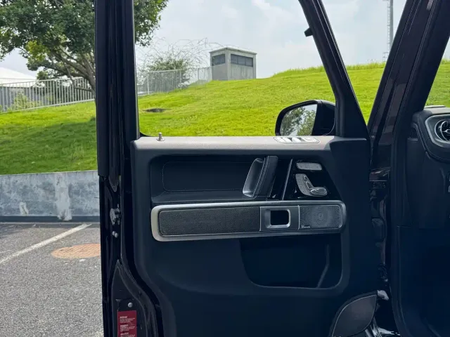 Mercedes-Benz G-Class — Фото автомобиля 18