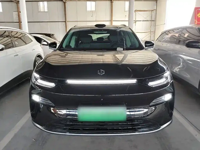 Leapmotor C11 — Фото автомобиля 2