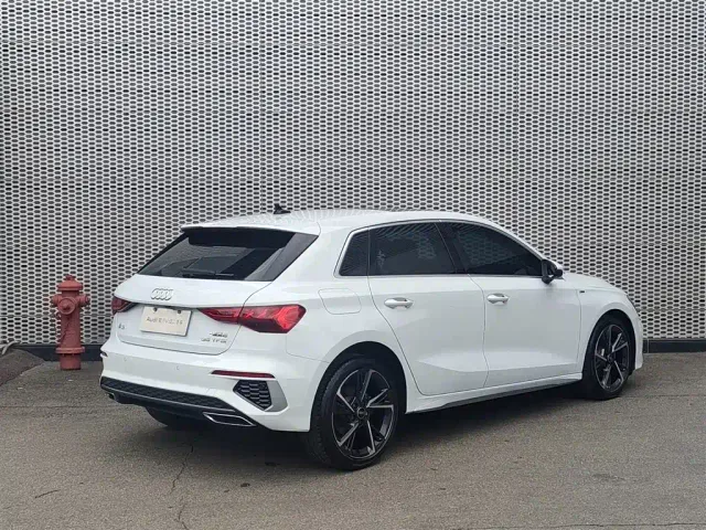Audi A3 — Фото автомобиля 4