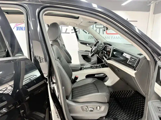 Volkswagen Teramont — Фото автомобиля 16