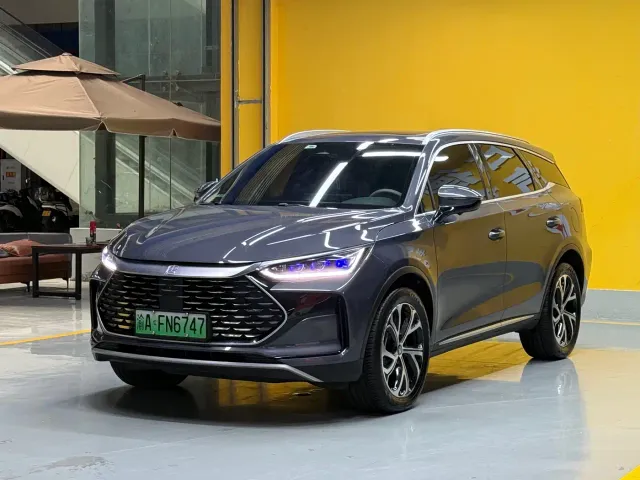 Фотография автомобиля — BYD Tang