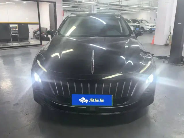 Hongqi E-QM5 — Фото автомобиля 2