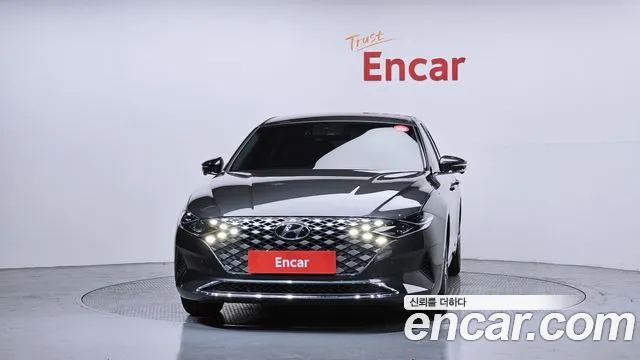 Hyundai Grandeur Новый Grandeur IG — Фото автомобиля 3
