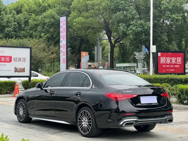 Mercedes-Benz C-Class — Фото автомобиля 3
