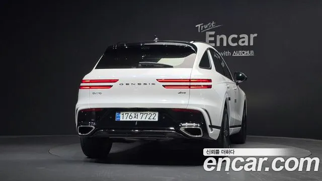 Genesis GV70 2.5T Бензин AWD — Фото автомобиля 4