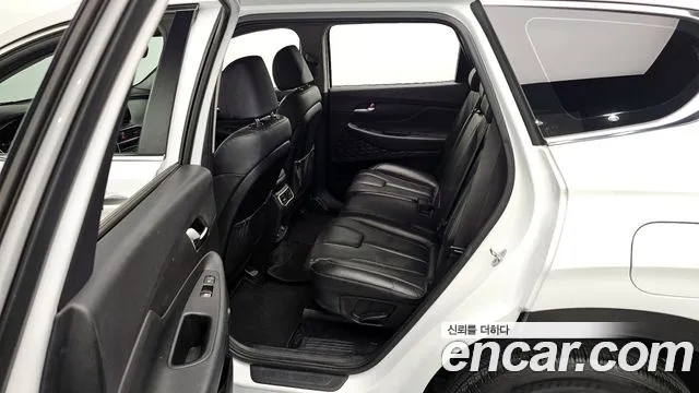 Hyundai Santafe Новый Santa Fe Бензин 2.5T 2WD — Фото автомобиля 11
