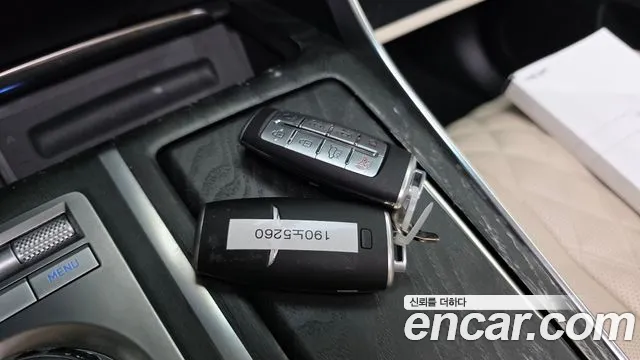 Genesis GV80 2.5T Бензин 2WD — Фото автомобиля 15