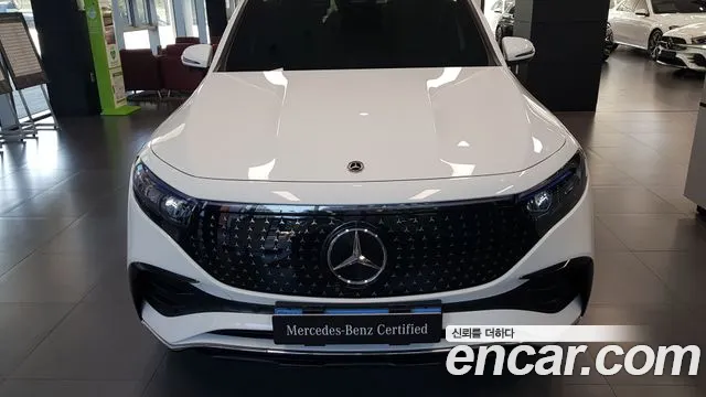 Mercedes-Benz EQB X243 — Фото автомобиля 3