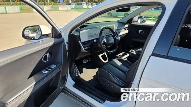 Hyundai Ioniq 5 — Фото автомобиля 10