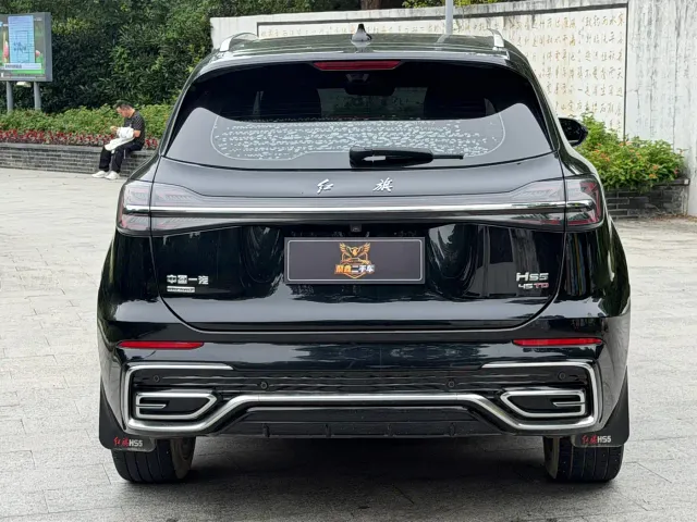 Hongqi HS5 — Фото автомобиля 5