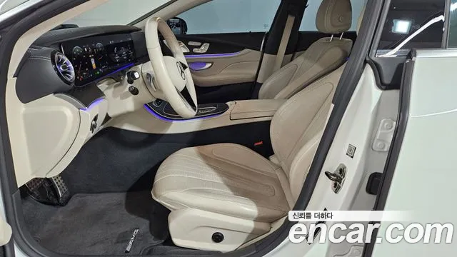 Mercedes-Benz CLS-Class — Фото автомобиля 14