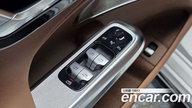 Mercedes-Benz E-Class W214 — Фото автомобиля 30
