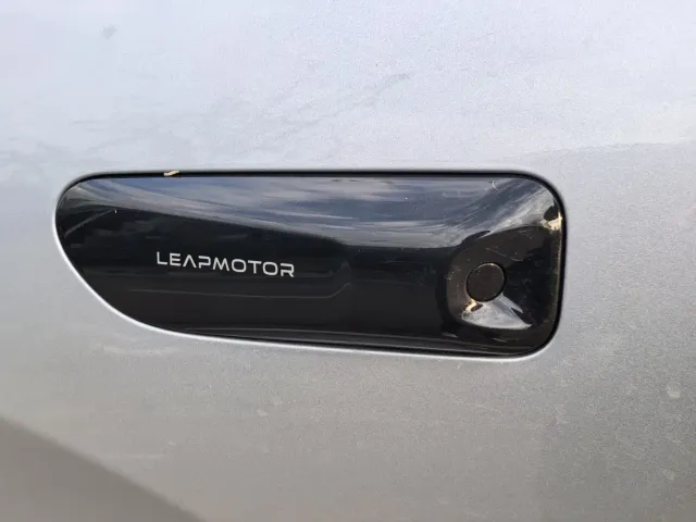 Leapmotor C16 — Фото автомобиля 26
