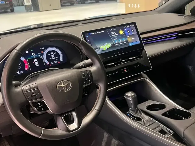 Toyota Avalon — Фото автомобиля 11