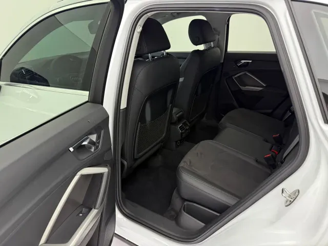 Audi Q3 — Фото автомобиля 15