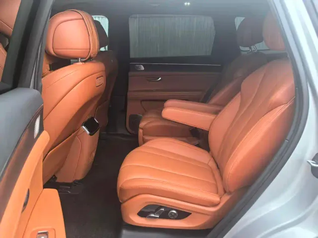 AITO Wenjie AITO M7 2024 1.5T Smart Drive 4WD Ultra 6-seater — Фото автомобиля 4
