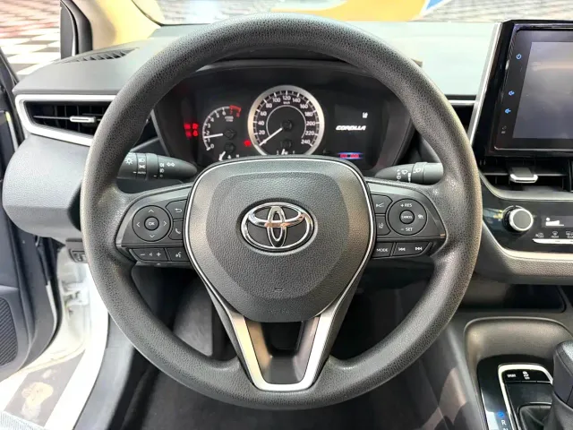 Toyota Corolla — Фото автомобиля 5