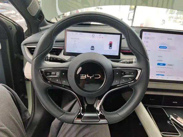 BYD Seal 06 GT — Фото автомобиля 10