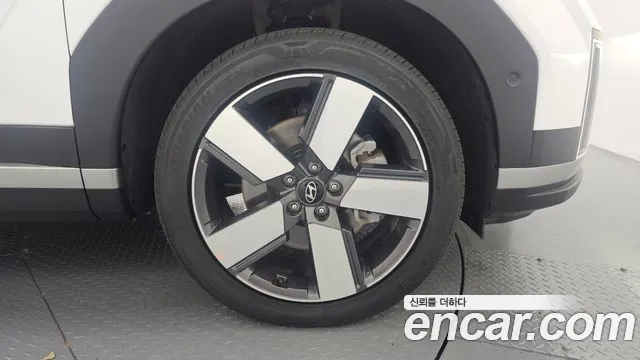 Hyundai Santafe Santa Fe (MX5) Бензин 2.5T 2WD — Фото автомобиля 5