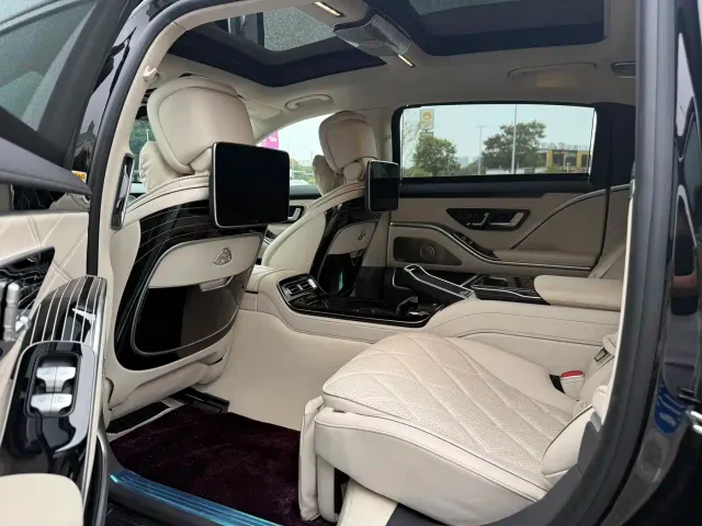 Mercedes-Benz Maybach S-Class — Фото автомобиля 13