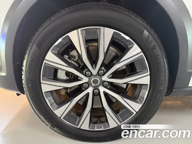 Volvo V90 — Фото автомобиля 5