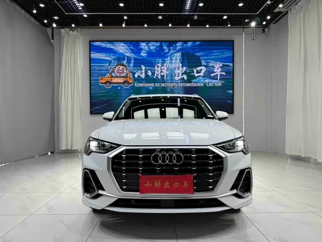 Audi Q3 — Фото автомобиля 2