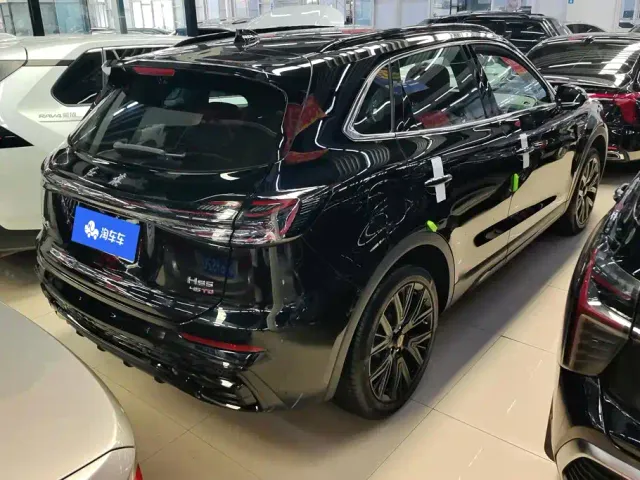 Hongqi HS5 — Фото автомобиля 3